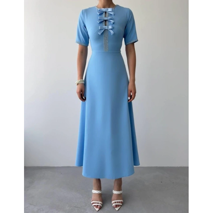 Wera Taşlı Fiyonk Detaylı Elbise