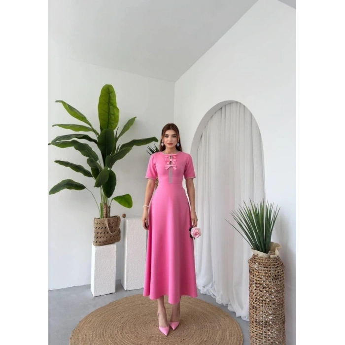 Wera Taşlı Fiyonk Detaylı Elbise