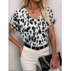 Kadın Kısa Kollu V Yaka Leopar Desen Krep Bluz