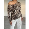 Kadın Uzun Kollu Kayık Yaka Detay Leopar Desen Bluz