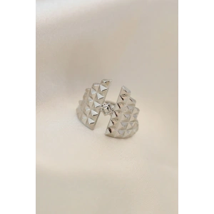 Ayarlamalı Gümüş Renk Metal Zirkon Taşlı Piramit Yüzük