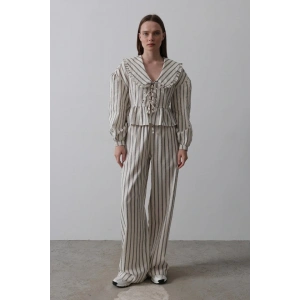 Bebe Yakalı Önü Bağlamalı Takım - Natür