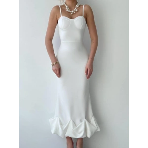 Dominic Eteği Büzgülü Midi Boy Elbise