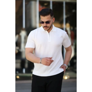 Erkek Yakası Fermuarlı Kısa Kollu T-shirt