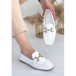 Guart Beyaz Rugan Babet Ayakkabı