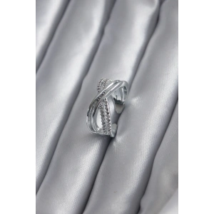 Gümüş Renk Zirkon Taşlı Kadın Yüzük