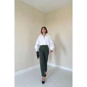 Haki Pensli Ve Dar Paça Pantolon