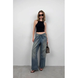 Halter Yaka Kolsuz Bluz