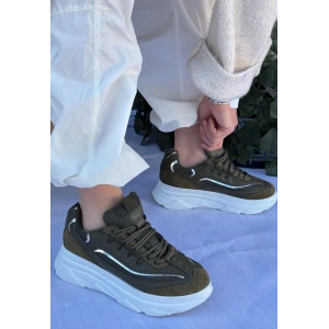 Imkea Yeşil Süet Gümüş Detaylı Spor Ayakkabı