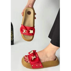 Jude Kırmızı Cilt Ayıcıklı Terlik