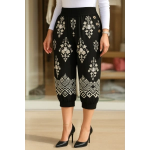 Kadın Beli Lastikli Etnik Desenli Kapri Süprem Pantolon