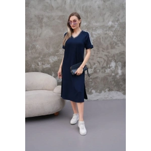 Kadın Kristal Kumaş şerit Ve Yırtmaç Detaylı V Yaka Midi Boy Elbise