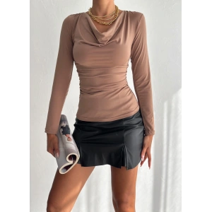 Kadın Sandy Kumaş Degaje Yaka Uzun Kollu Bluz