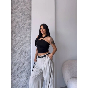 Kadın Toka Detay Halter Yaka Sandy Bluz