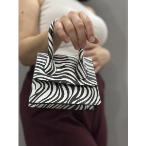 luxe siyahbeyaz cilt çanta