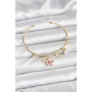 Pembe Kelebek Charmlı Gold Renk Kadın Bileklik