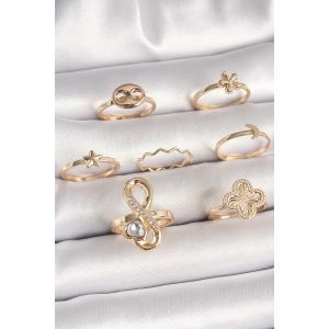 Pirinç Gold Renk Zirkon Taşlı Sonsuzluk Figür Yıldız Detay Kadın Yüzük Kombini
