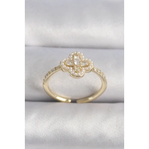 Pirinç Gold Renk Zirkon Taşlı Yonca Model İnci Detay Kadın Yüzük