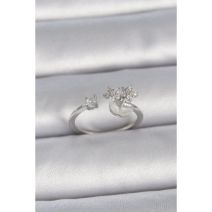 Pirinç Gümüş Renk Ayarlanabilir Zirkon Taşlı Yıldız Model Kadın Yüzük