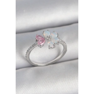 Pirinç Gümüş Renk Beyaz Mineli Pembe Zirkon Taşlı Çiçek Model Kadın Yüzük
