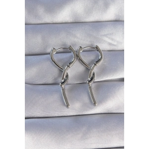 Pirinç Gümüş Renk Sarmal Çubuk Tasarımlı Uzun Küpe