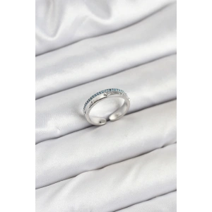 Pirinç Gümüş Renk Sıralı Zirkon Taşlı Kutup Yıldızı Model Kadın Yüzük