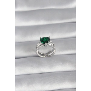 Pirinç Gümüş Renk Yeşil Zirkon Taşlı Tek Taş Model Kadın Yüzük