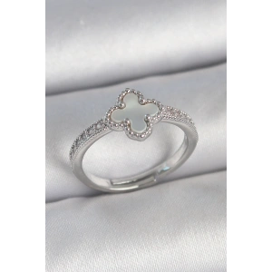 Pirinç Gümüş Renk Zirkon Taşlı Beyaz Mineli Yonca Model Ayarlanabilir Kadın Yüzük