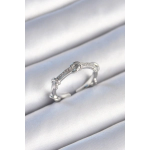 Pirinç Gümüş Renk Zirkon Taşlı Düğüm Model Kadın Yüzük