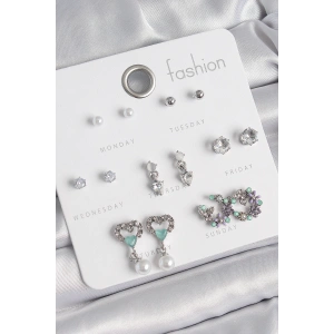 Pirinç Gümüş Renk Zirkon Taşlı Sallantılı Kalp Model Çiçek Detay 7 Çift Kadın Küpe Seti