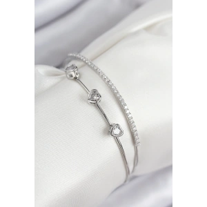 Pirinç Zirkon Taşlı Kalp Model Gümüş Renk Kadın Bileklik