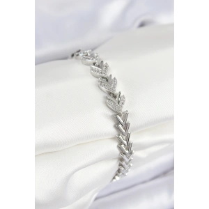 Pirinç Zirkon Taşlı Sıralı Ok Model Gümüş Renk Kadın Bileklik