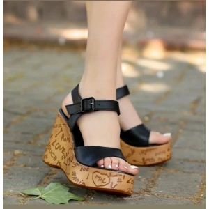 Riboy Siyah Cilt Dolgu Topuk Sandalet