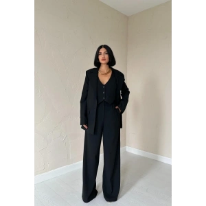 Siyah Klas Ceket Ve Yelek Ve Pantolon Takım