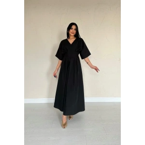 Siyah Pileli Uzun Elbise