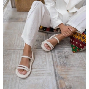 Winta Bej Cilt Sandalet