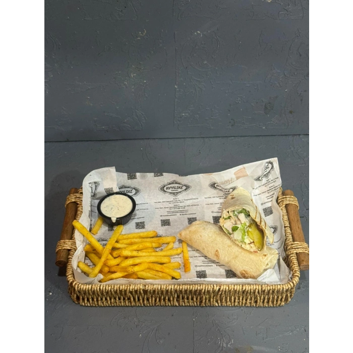 Sezar Soslu Tavuklu Wrap