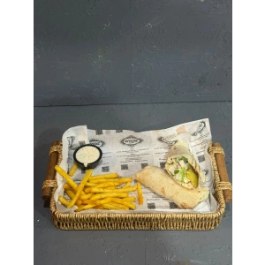 Sezar Soslu Tavuklu Wrap