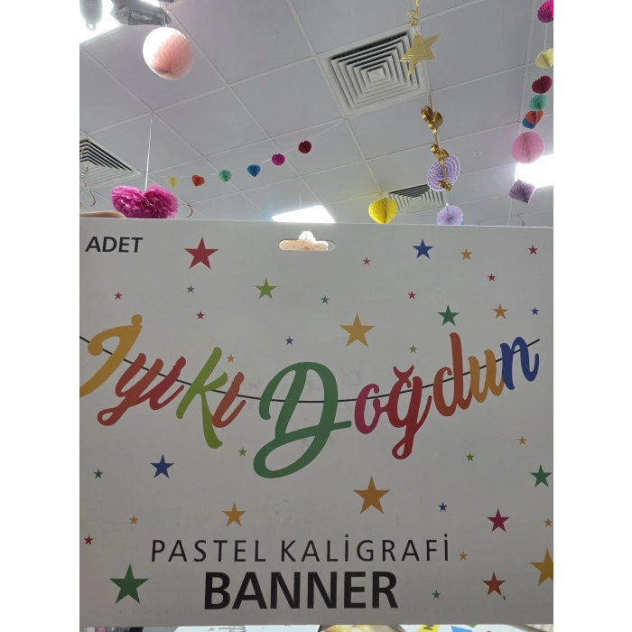 Kaligrafi Banner Kağıt İyiki Doğdun Pastel Renkli