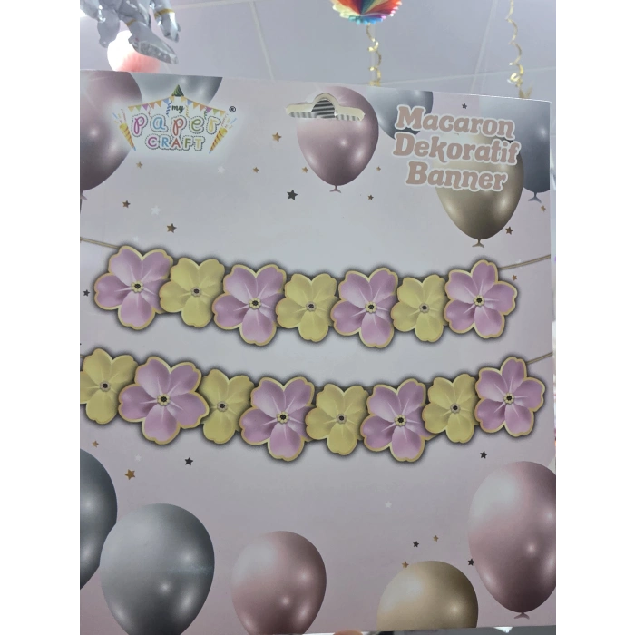 Çiçekli Makaron Dekoratif Banner