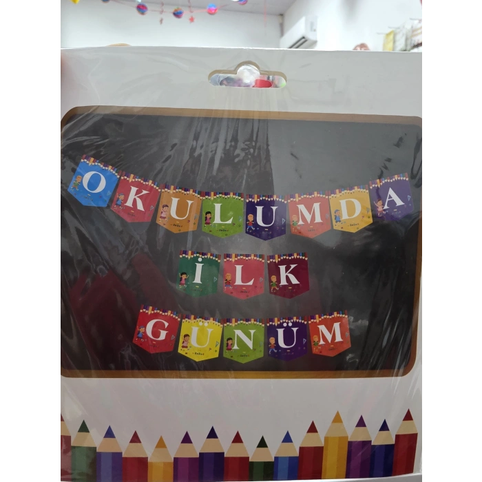 Okulumda İlk Günüm Banner Renkli