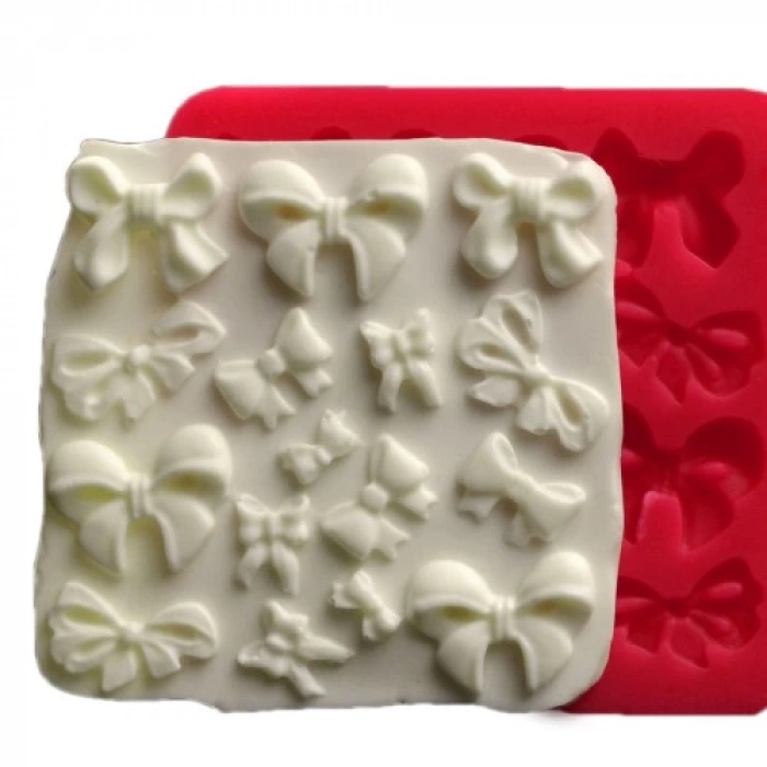 Cesil Küçük Fiyonklar Silikon Kalıp 7.5*7.5 cm