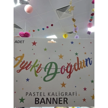 Kaligrafi Banner Kağıt İyiki Doğdun Pastel Renkli