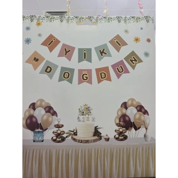 İyiki Doğdun Banner Retro Altın