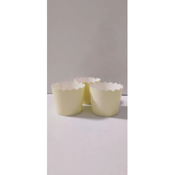 Makaron Açık Sarı renk Cupcake Kapsül 25 adet 6.5x5 cm