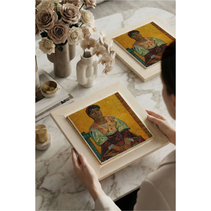 Vincent Van Gogh - İtalyan Kadın - Doğal Ahşap Çerçeveli Taş Tablo