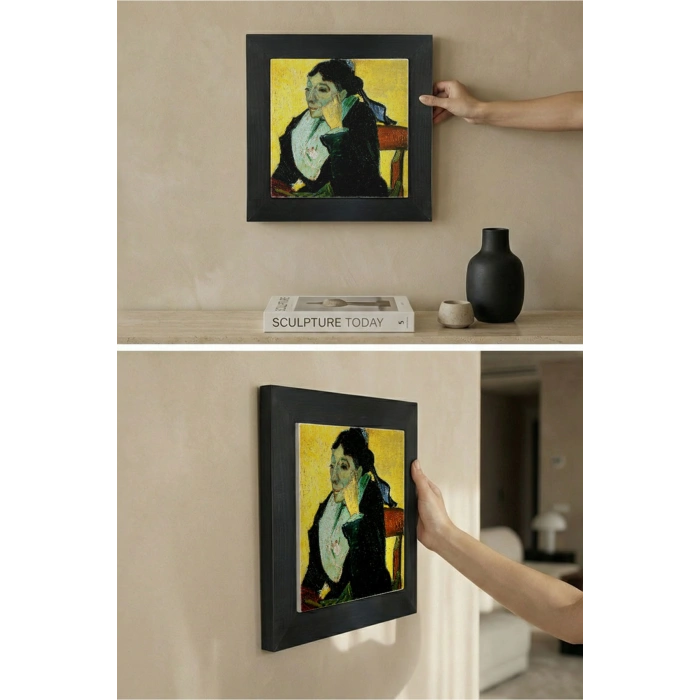 Vincent Van Gogh - Madame Ginouxen Arlesienne - Doğal Ahşap Çerçeveli Taş Tablo