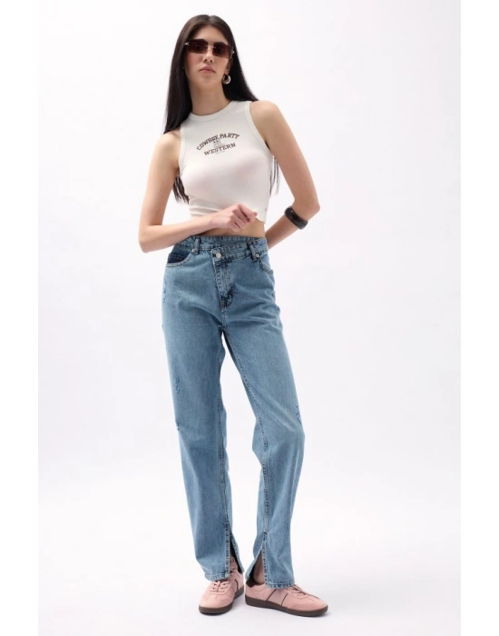 Asimetrik Bel Paça Yırtmaçlı Jean