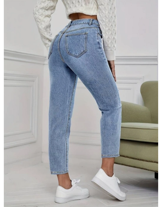 Kadın Açık Mavi Yırtık Mom Fit Kot Pantolon