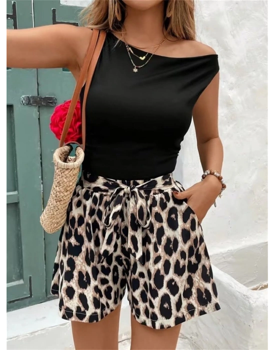 Kadın Kolsuz Bisiklet Yaka Viskon Bluz Ve Leopar Desenli Kısa Modal Short Ikili Takım